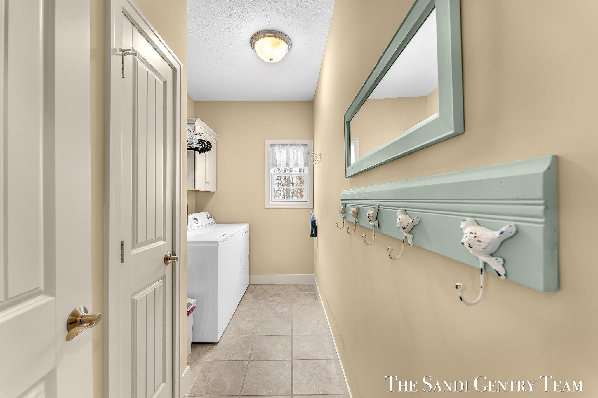 601 Lakeview Lane, Unit 1 Spring Lake, MI 49456 - Photo 22 of 40 30-AIV00637