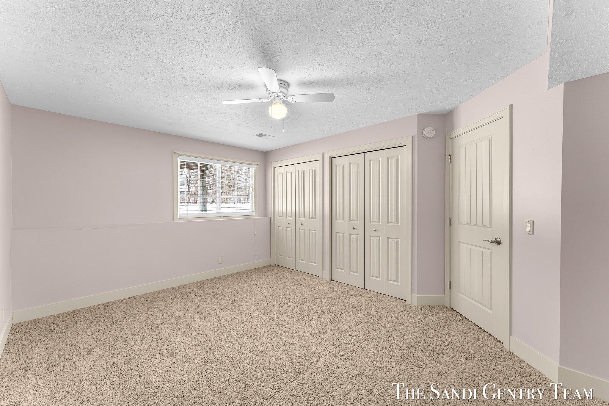 601 Lakeview Lane, Unit 1 Spring Lake, MI 49456 - Photo 28 of 40 29-AIV00537