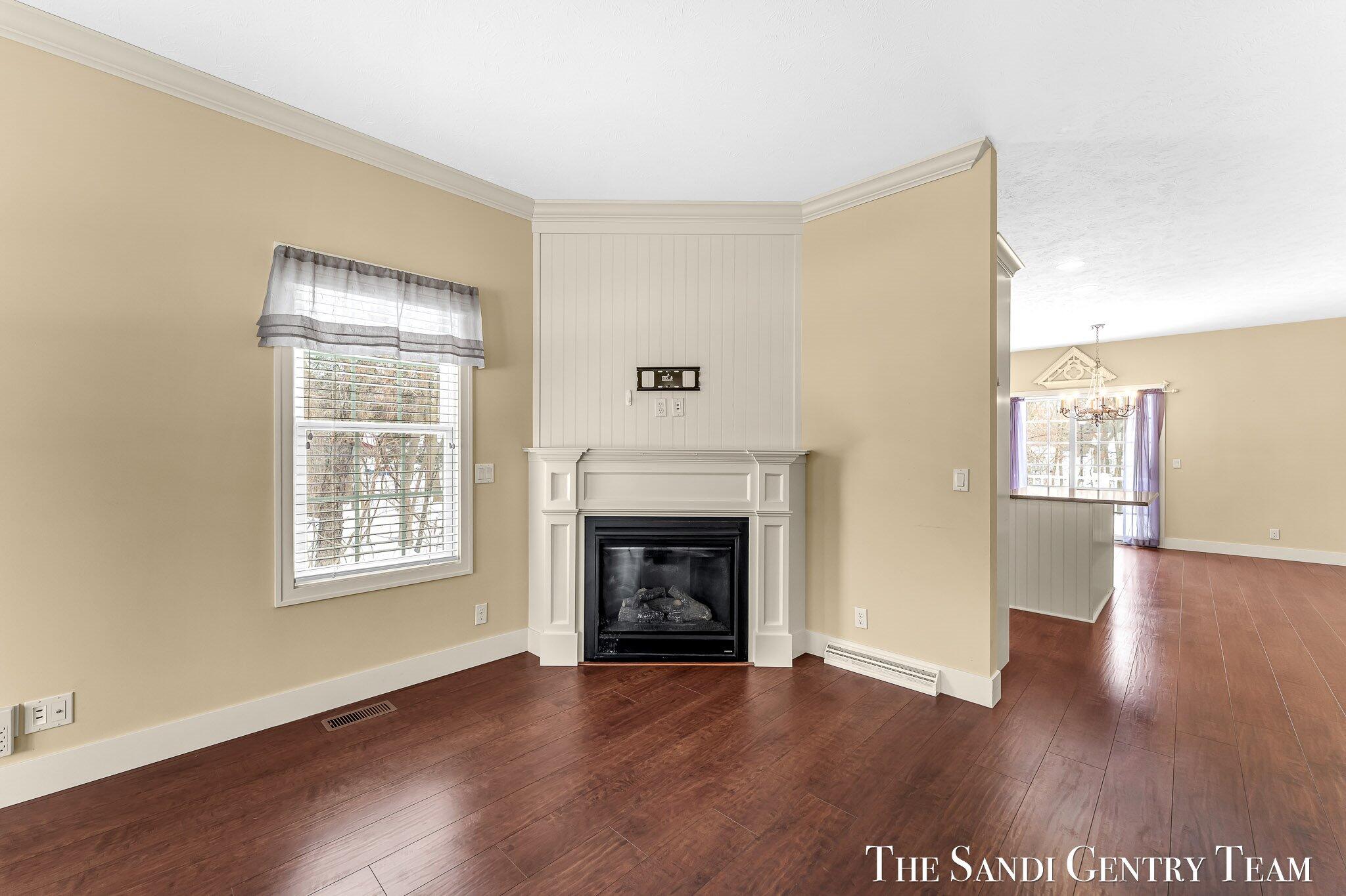 601 Lakeview Lane, Unit 1 Spring Lake, MI 49456 - Photo 8 of 40 11-AIV00592