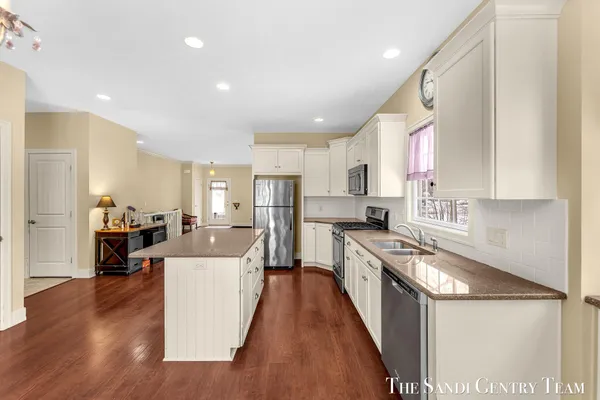 $439,900 | 601 Lakeview Lane, Unit 1, Spring Lake, MI 49456