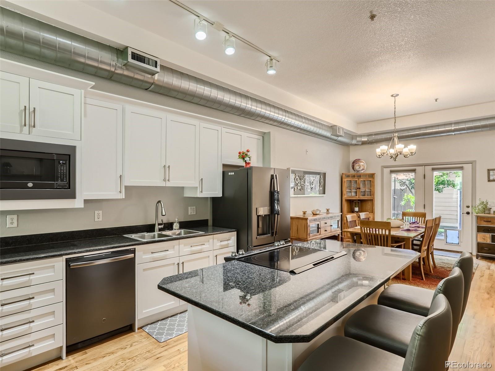 175 Rampart Way, Unit 903 Denver, CO 80230 - Photo 10 of 28 Gallery Image 10