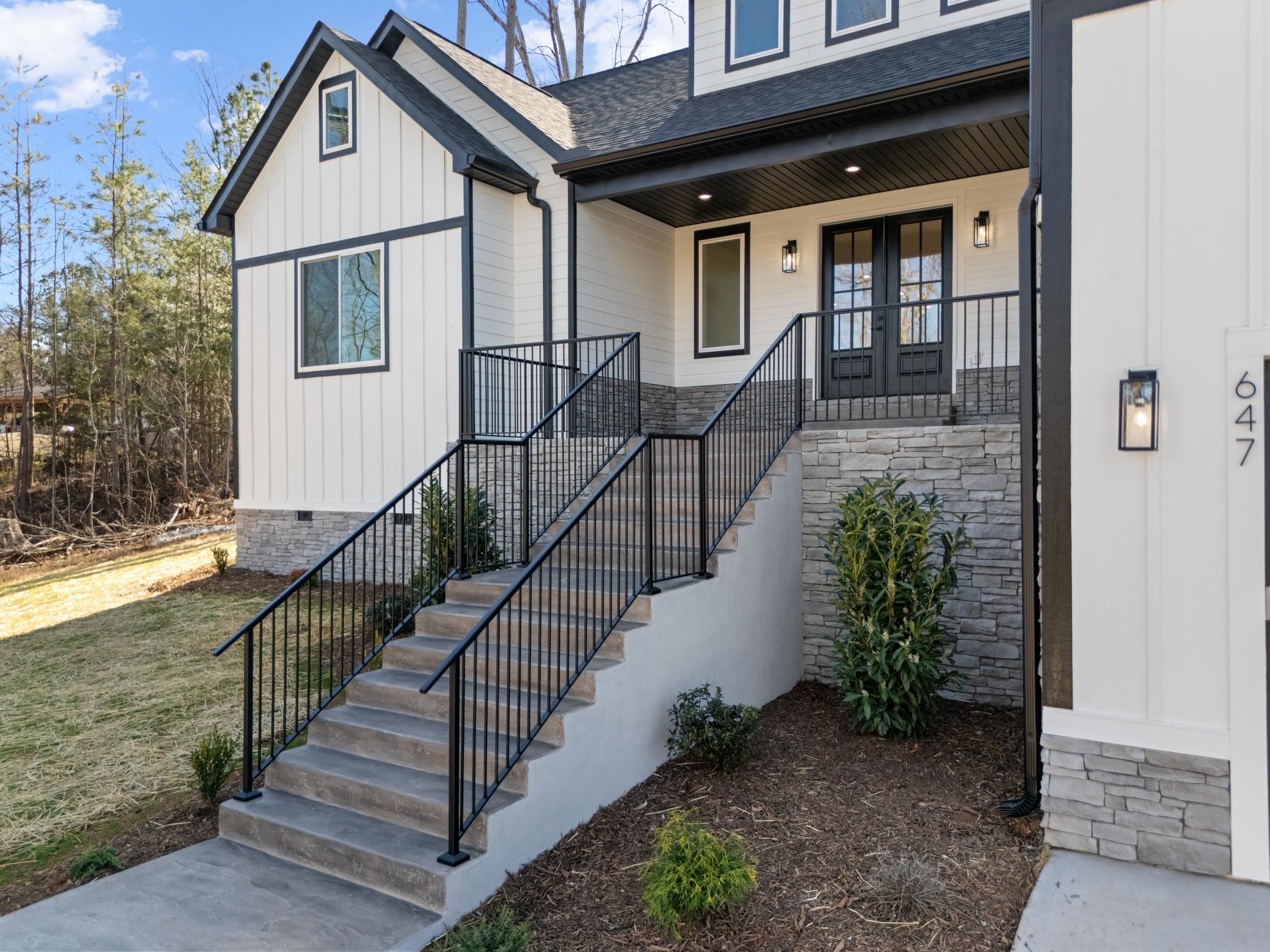 647 Narrow Circle Inman, SC 29349 - Photo 3 of 50