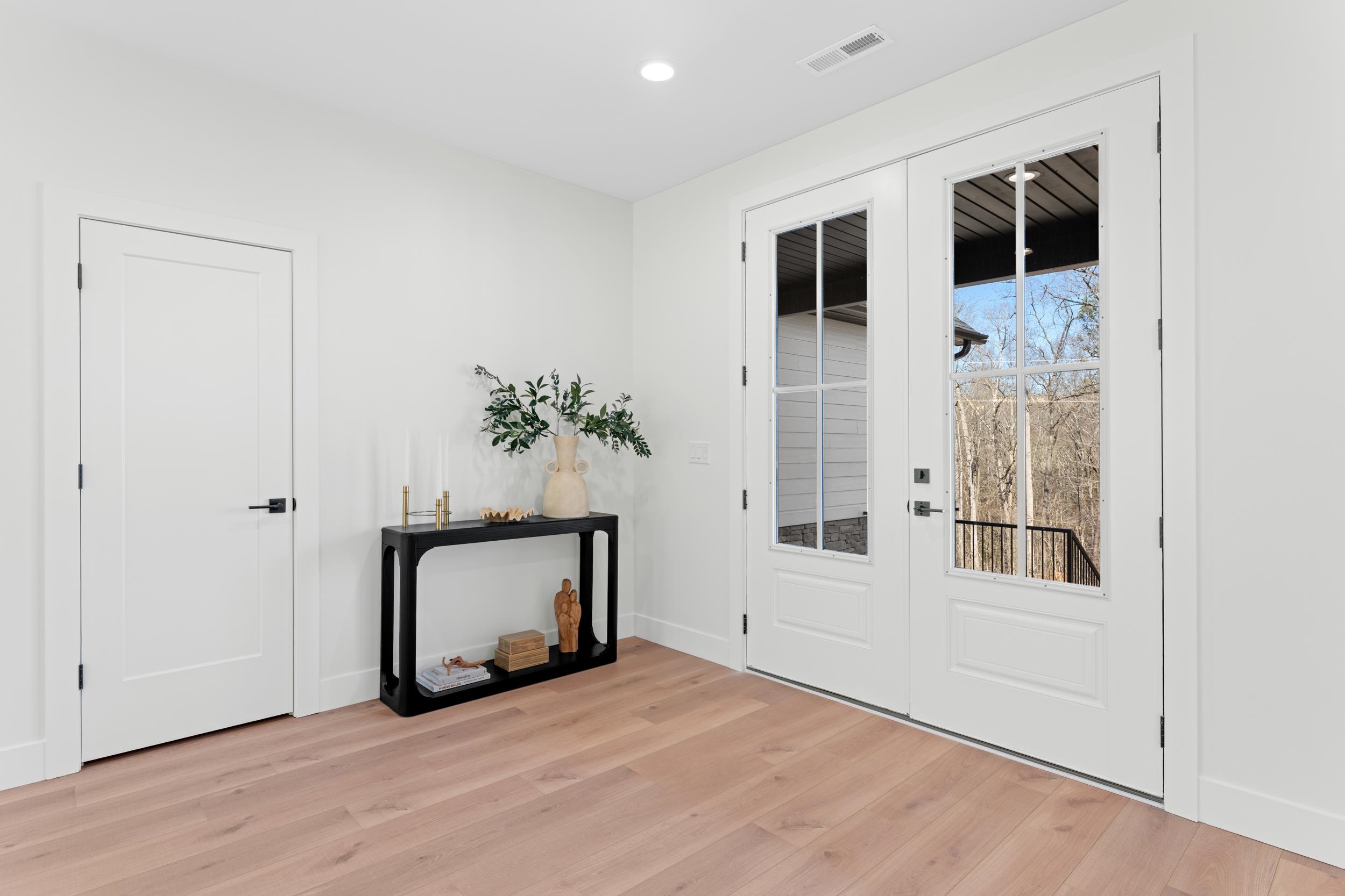 647 Narrow Circle Inman, SC 29349 - Photo 6 of 50