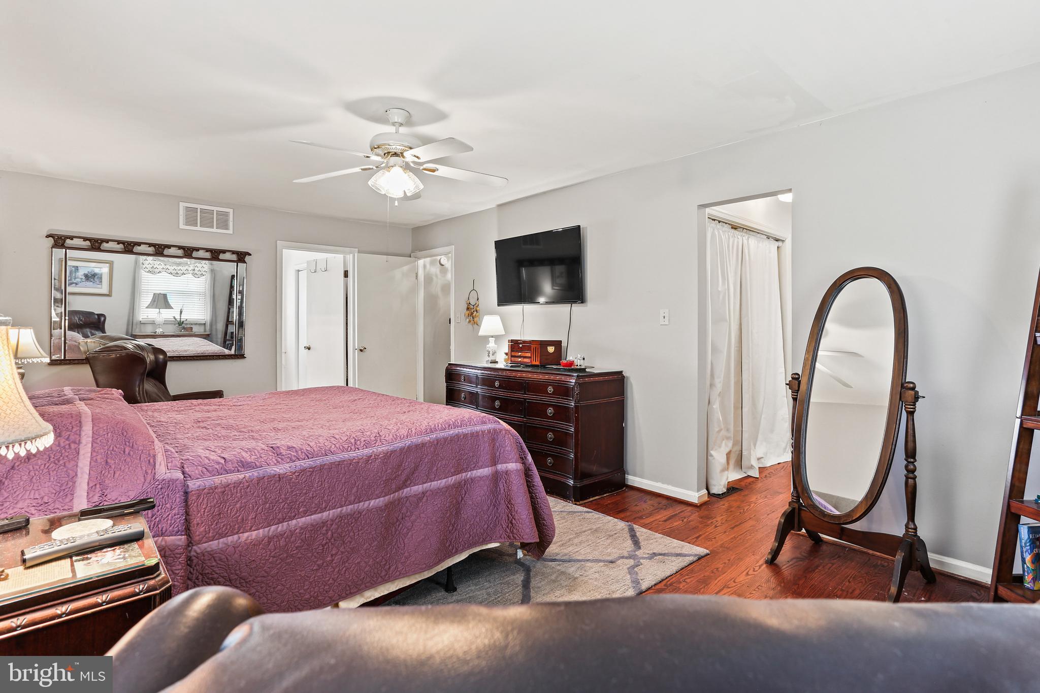 18310 Gunpowder Road Hampstead, MD 21074 - Photo 12 of 43 Primary Bedroom