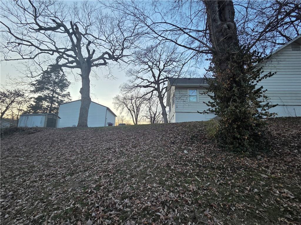 3831 Northeast Antioch Road Kansas City, MO 64117 - Photo 4 of 23