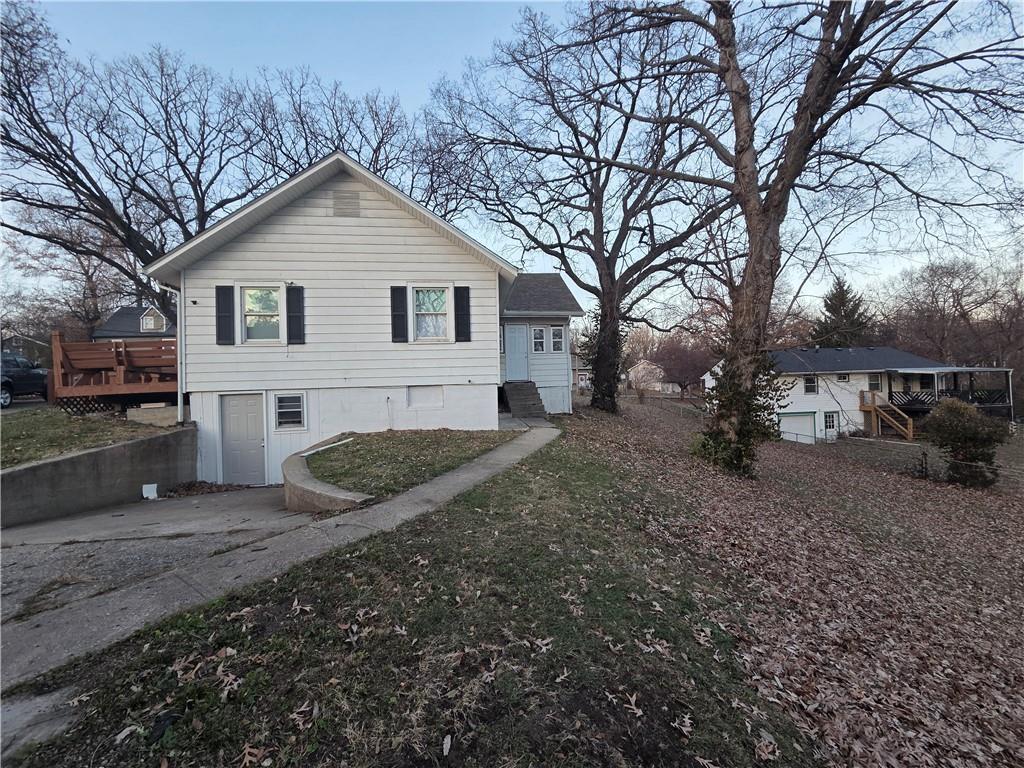 3831 Northeast Antioch Road Kansas City, MO 64117 - Photo 5 of 23