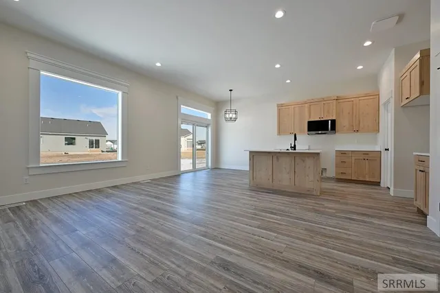 $387,500 | 4639 North Bristol Drive, Idaho Falls, ID 83401