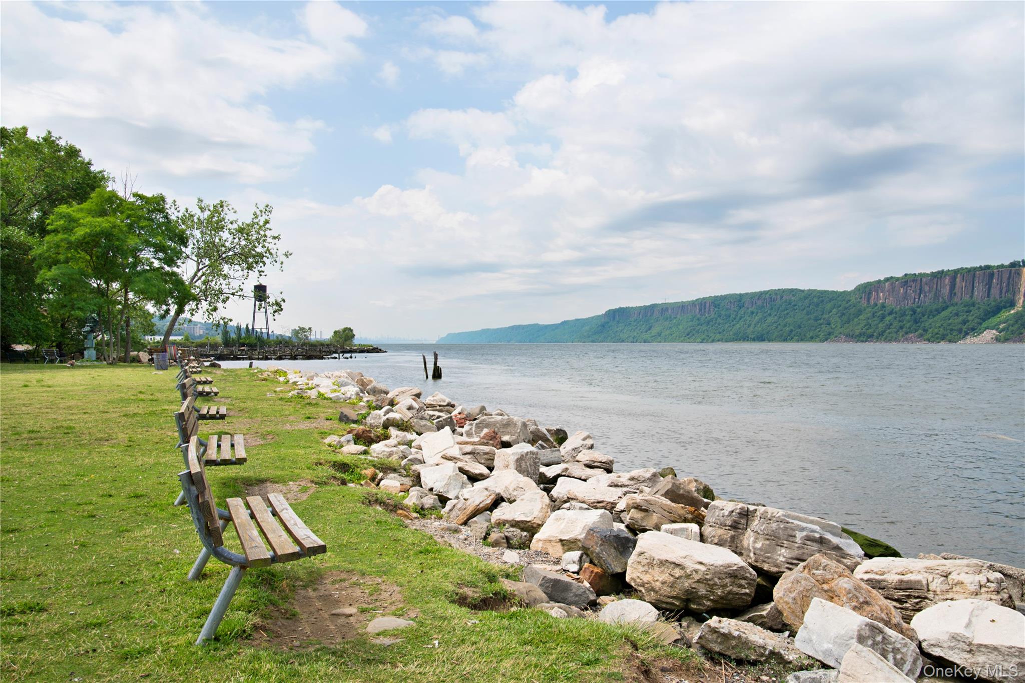44 Ridge Street, Unit 1 Hastings-on-Hudson, NY 10706 - Photo 15 of 16 Water view