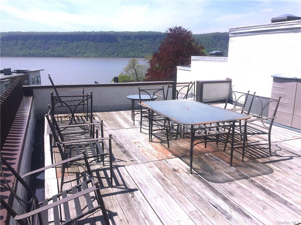 Welcome to your own, Private Roof Deck - Views to see all year Round.