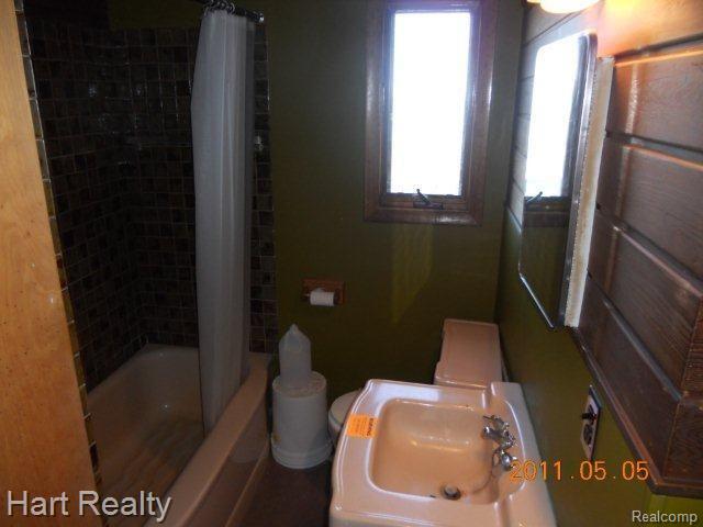 1474 Port Austin Road Port Austin, MI 48467 - Photo 9 of 20 bath Room