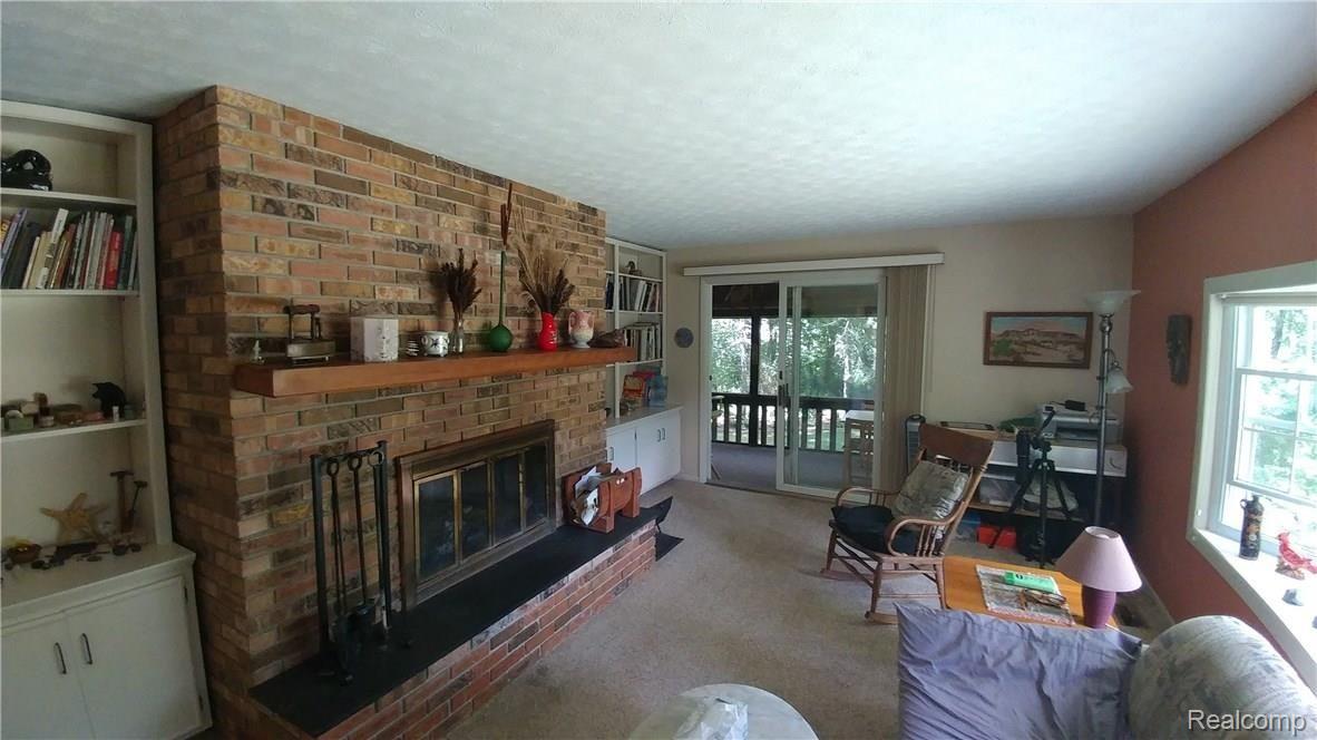 21990 Wasson Road Howell, MI 48843 - Photo 9 of 11 0627171430b_HDR.jpg