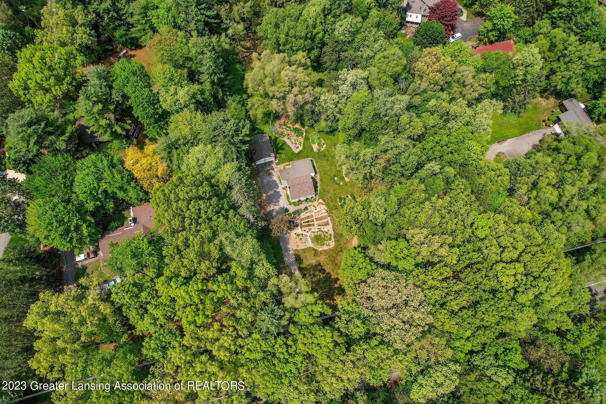 4675 Meridian Road Okemos, MI 48864 - Photo 5 of 29 3-web-or-mls-Open Ended Media-1
