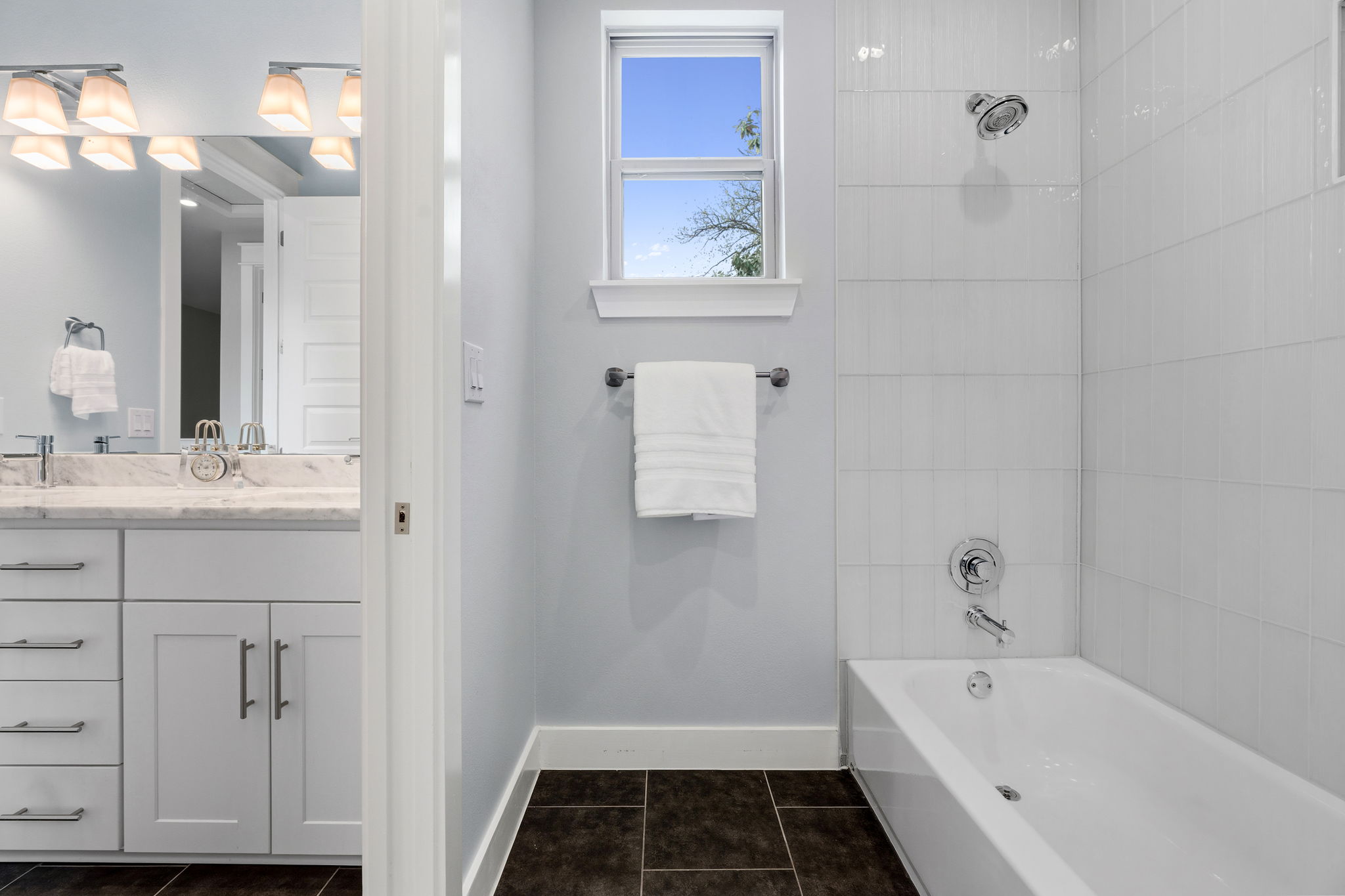 1409 Alegria Road, Unit B Austin, TX 78757 - Photo 28 of 39