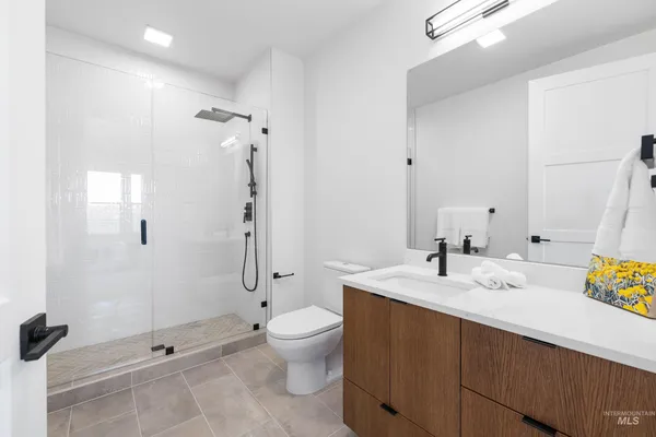 $2,258,000 | 55 East State Street, Unit 302, Eagle, ID 83616