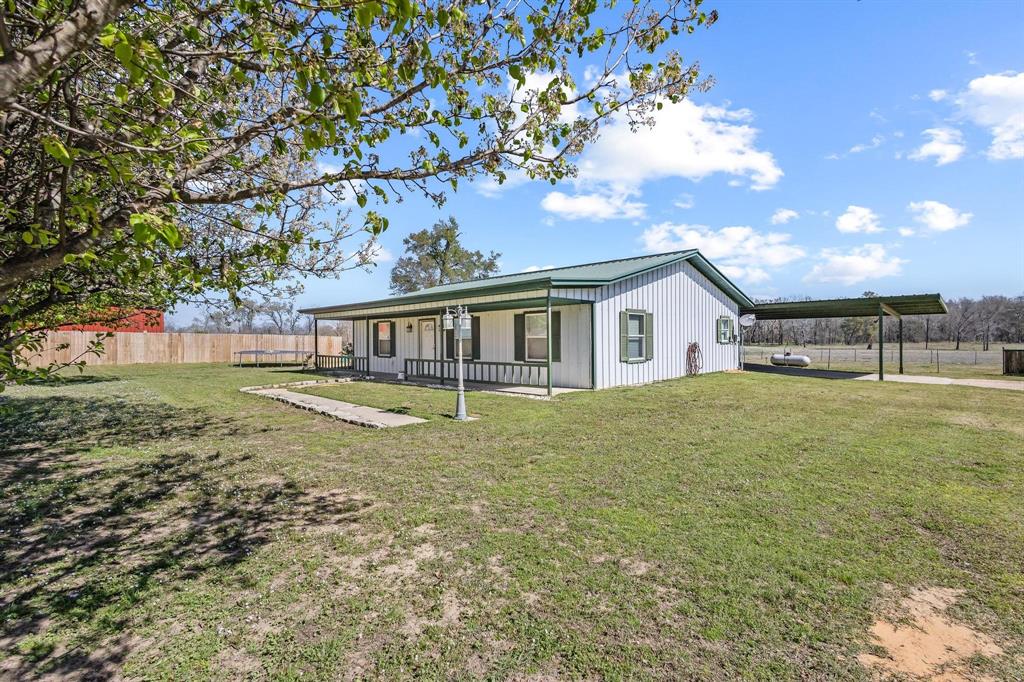 521 County Road Blossom, TX 75416 - Photo 27 of 40