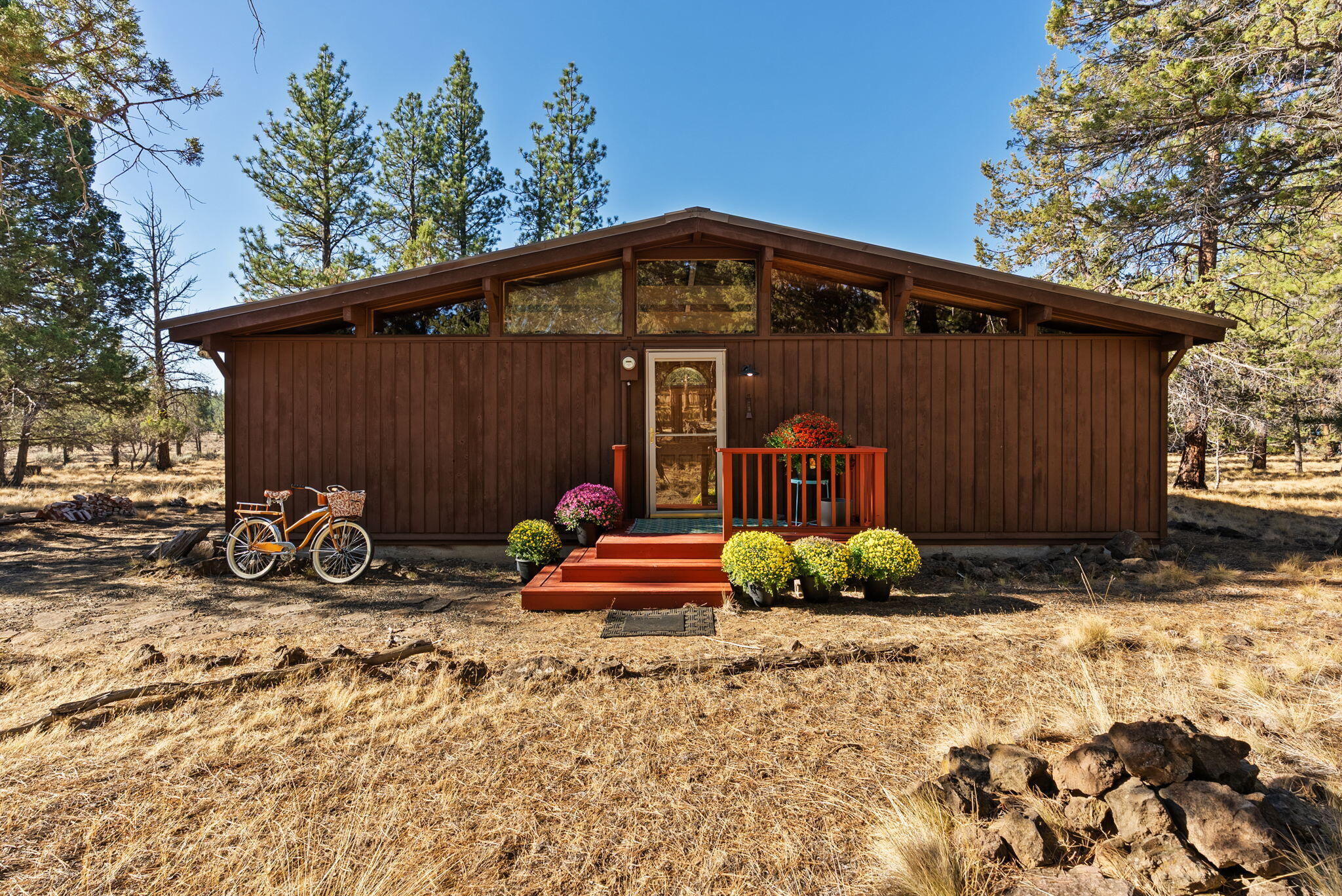 16091 Old Juniper Road Sisters, OR 97759 - Photo 1 of 37 16091 Old Juniper Rd, Sisters, OR 97759