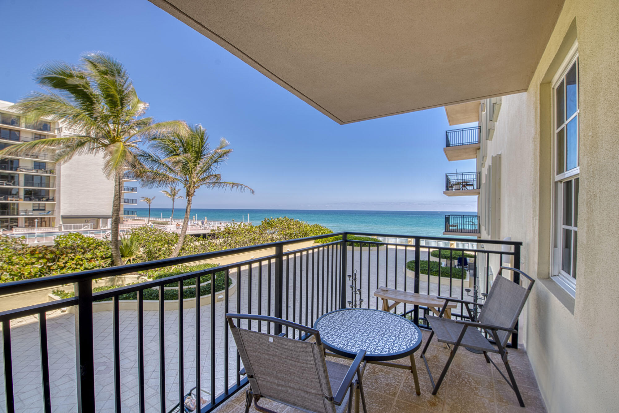 3475 South Ocean Boulevard, Unit 210 Palm Beach, FL 33480 - Photo 3 of 21 _IMG7080_HDR