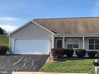 653 Hayley Road York, PA 17404 - Photo 1 of 8 Gallery Image 1
