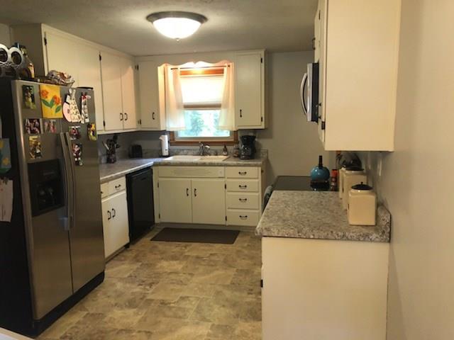 1509 Ronald Road Springfield, OH 45503 - Photo 4 of 24