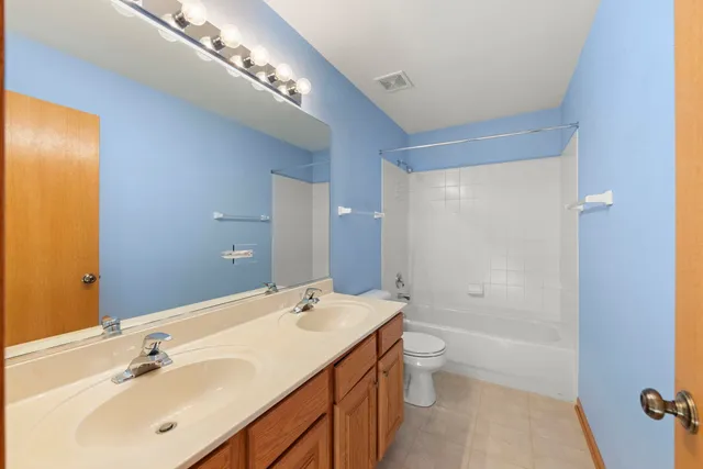 $419,900 | 2532 Sagamore Circle, Aurora, IL 60503