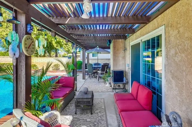 $849,000 | 21045 Susan Carole Drive, Saugus, CA 91350