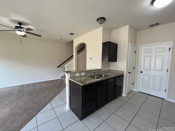 $1,395 | 8711 Azul Sky Court, Converse, TX 78109