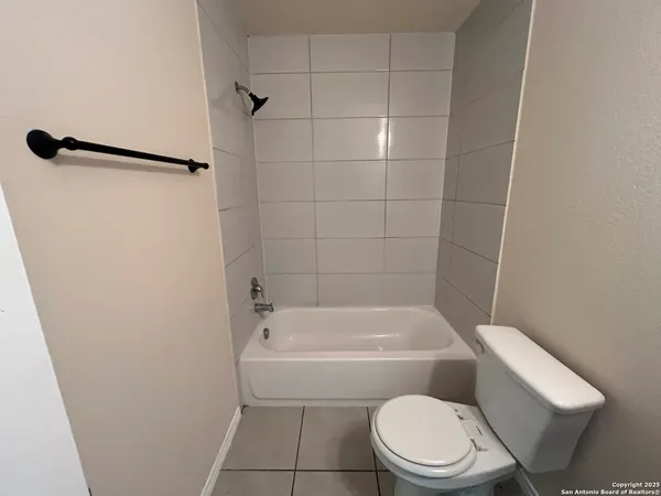 $1,395 | 8711 Azul Sky Court, Converse, TX 78109