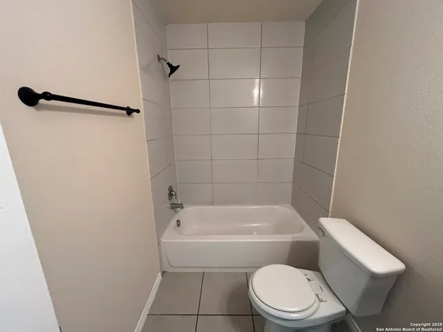 $1,425 | 8711 Azul Sky Court, Converse, TX 78109