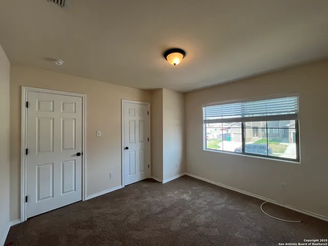 $1,425 | 8711 Azul Sky Court, Converse, TX 78109