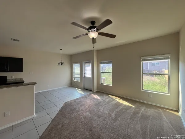 $1,395 | 8711 Azul Sky Court, Converse, TX 78109