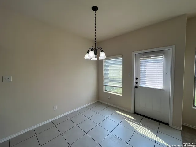 $1,425 | 8711 Azul Sky Court, Converse, TX 78109