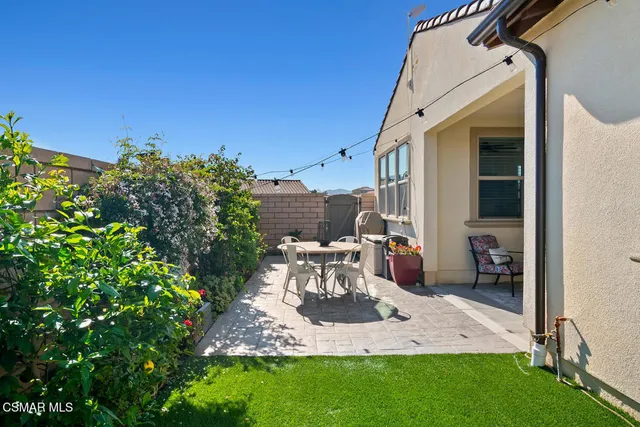 $1,199,900 | 2400 Conroy Avenue, Camarillo, CA 93012