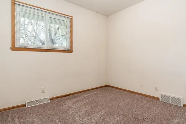 $125,000 | 3311 Hanover Drive, Rockford, IL 61101
