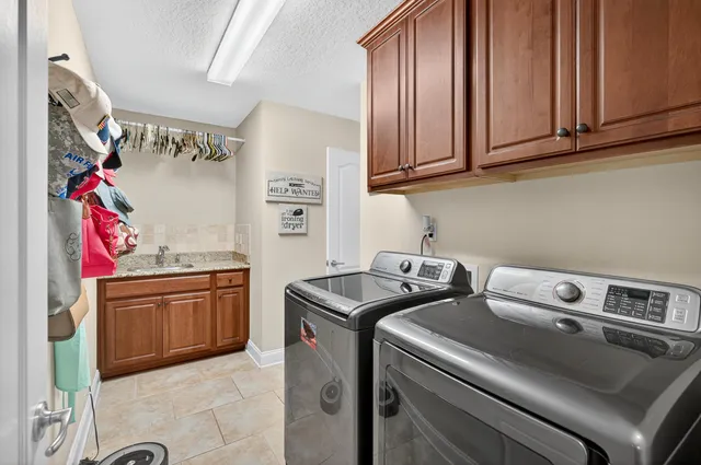 $725,000 | 3005 P.G.A Boulevard, Navarre, FL 32566