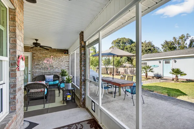 $725,000 | 3005 P.G.A Boulevard, Navarre, FL 32566