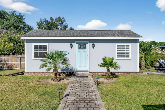 $725,000 | 3005 P.G.A Boulevard, Navarre, FL 32566