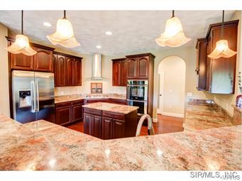 831 Ridge Road Waterloo, IL 62298 - Photo 14 of 24