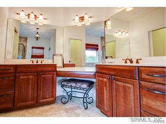 831 Ridge Road Waterloo, IL 62298 - Photo 16 of 24