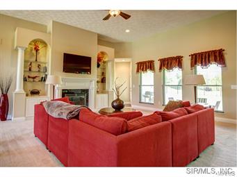831 Ridge Road Waterloo, IL 62298 - Photo 7 of 24