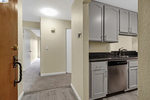 $480,000 | 39931 Cedar Boulevard, Unit 201, Newark, CA 94560
