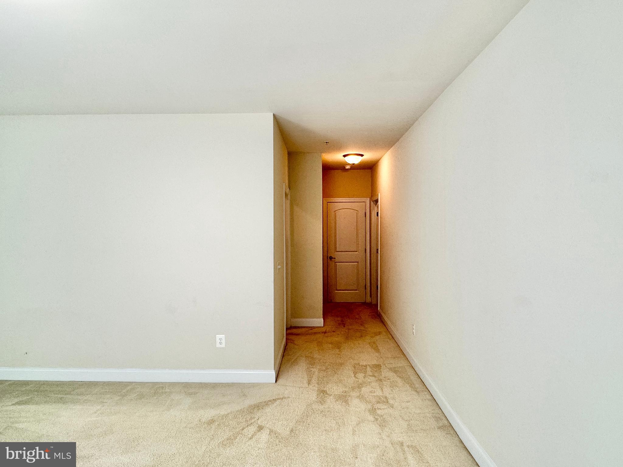 2304 Margraf Circle Woodbridge, VA 22191 - Photo 13 of 27 a view of hallway