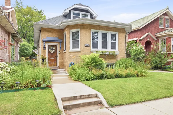 $699,000 | 6542 North Maplewood Avenue, Chicago, IL 60645