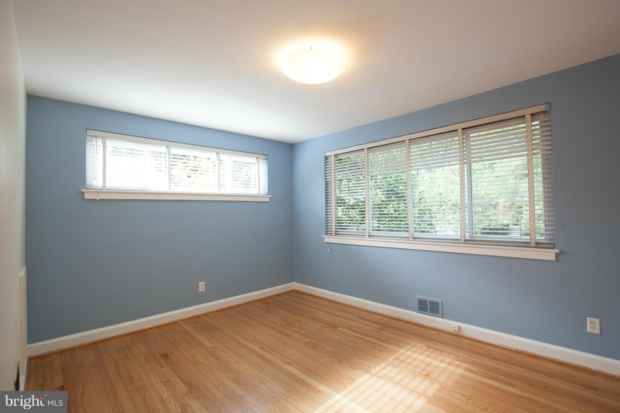 1209 Ballard Street Silver Spring, MD 20910 - Photo 16 of 29 Bedroom