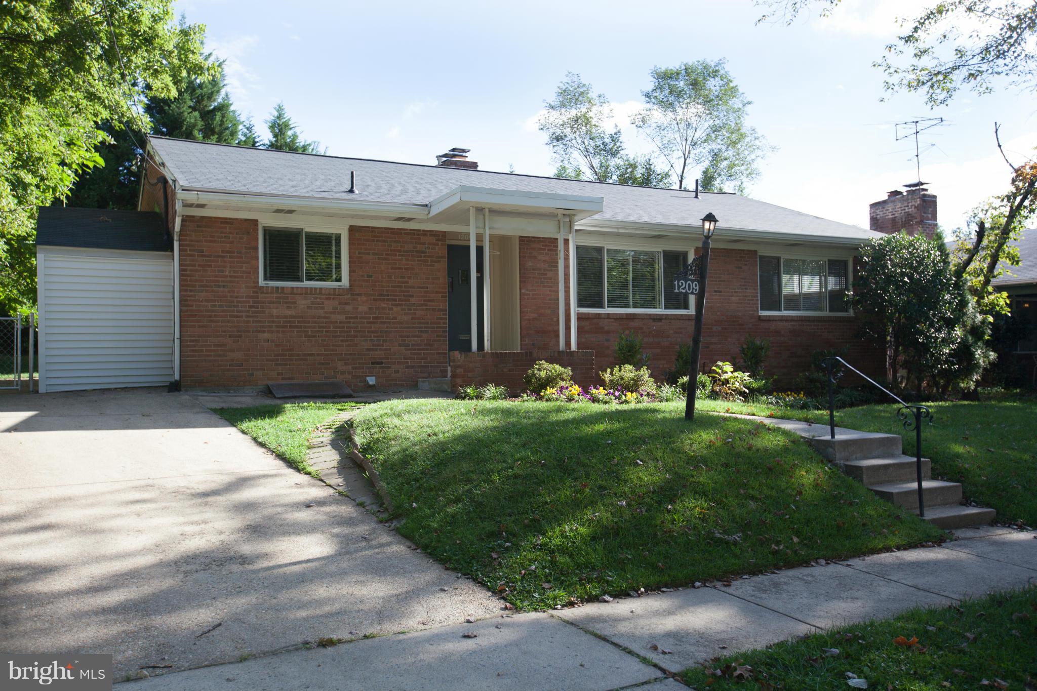 1209 Ballard Street Silver Spring, MD 20910 - Photo 25 of 29 Exterior (Front)