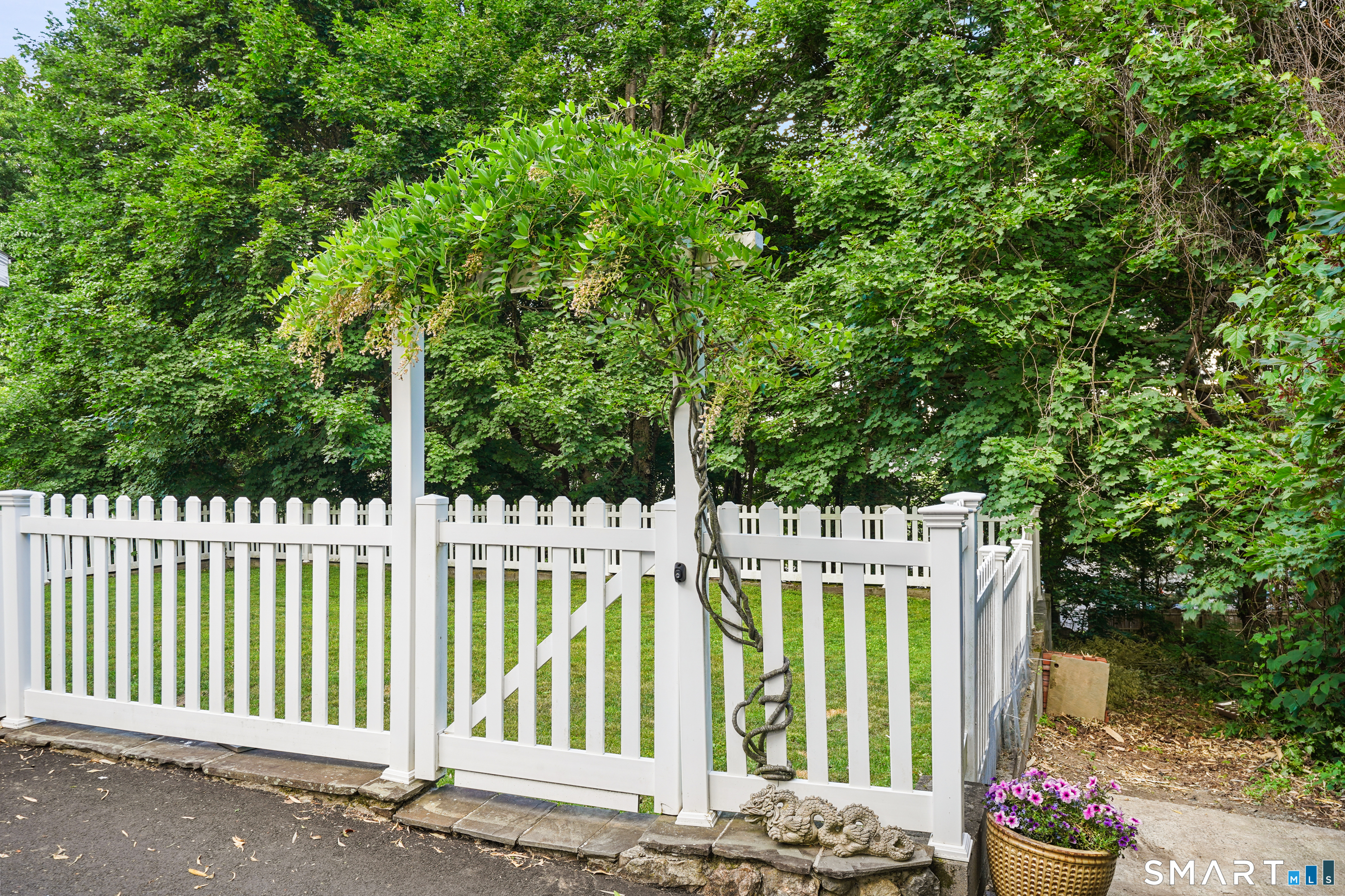 12 Island Hill Avenue Ridgefield, CT 06877 - Photo 33 of 35