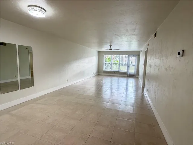 $1,850 | 4210 Looking Glass Lane, Unit 4215, Naples, FL 34112