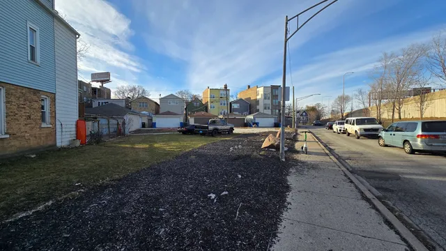 $450,000 | 3100 North Albany Avenue, Chicago, IL 60618