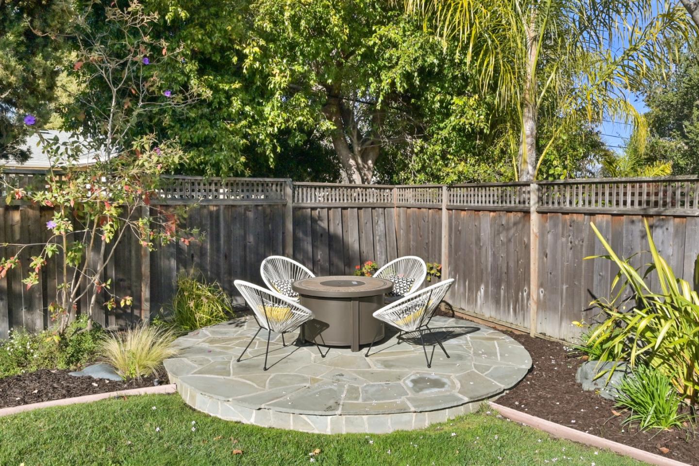 416 Stephen Road San Mateo, CA 94403 - Photo 7 of 11 a view of a chairs in patio of the house