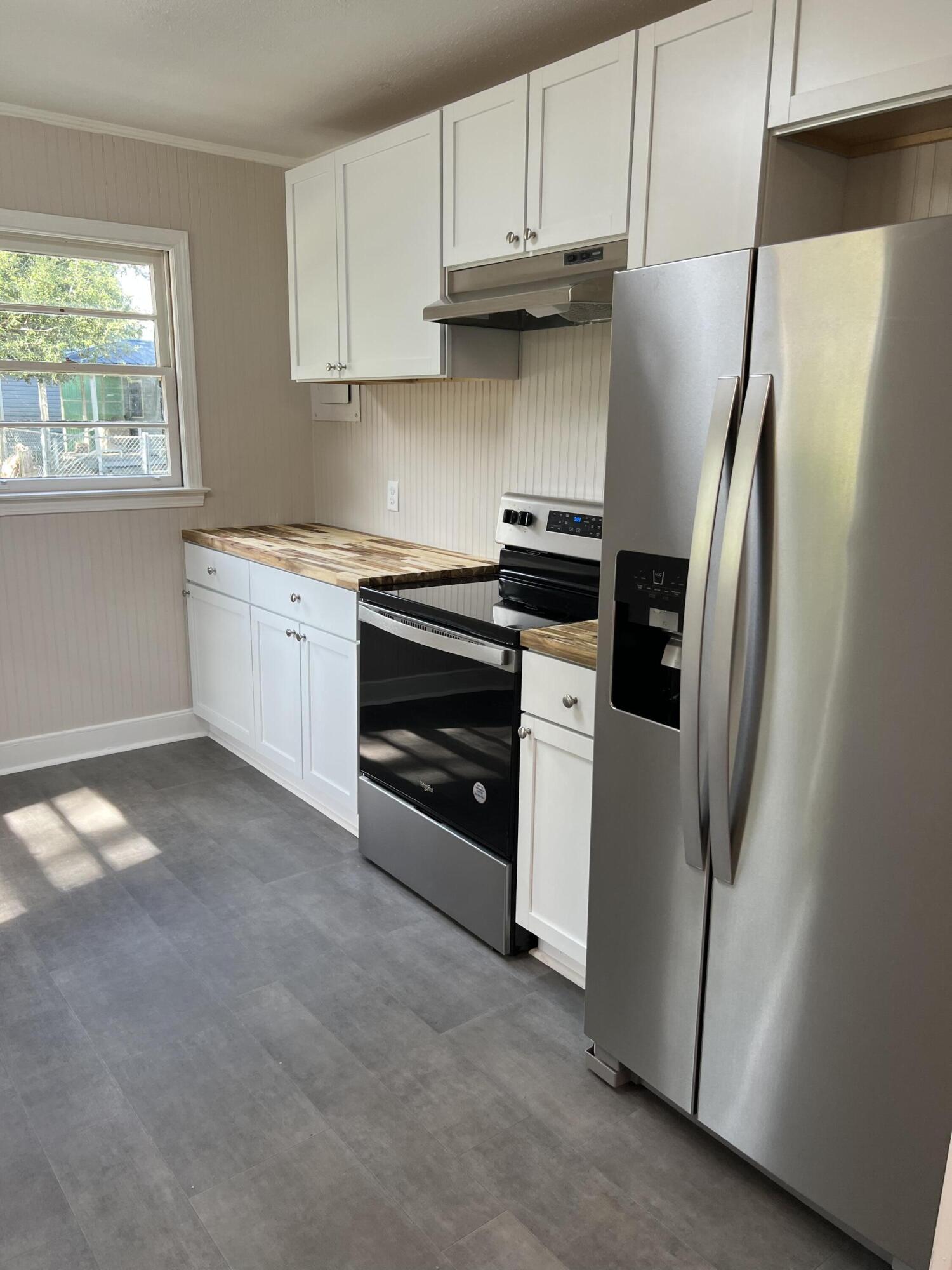 611 State Rd S-15-78 Walterboro, SC 29488 - Photo 20 of 30 611 Francis Street
