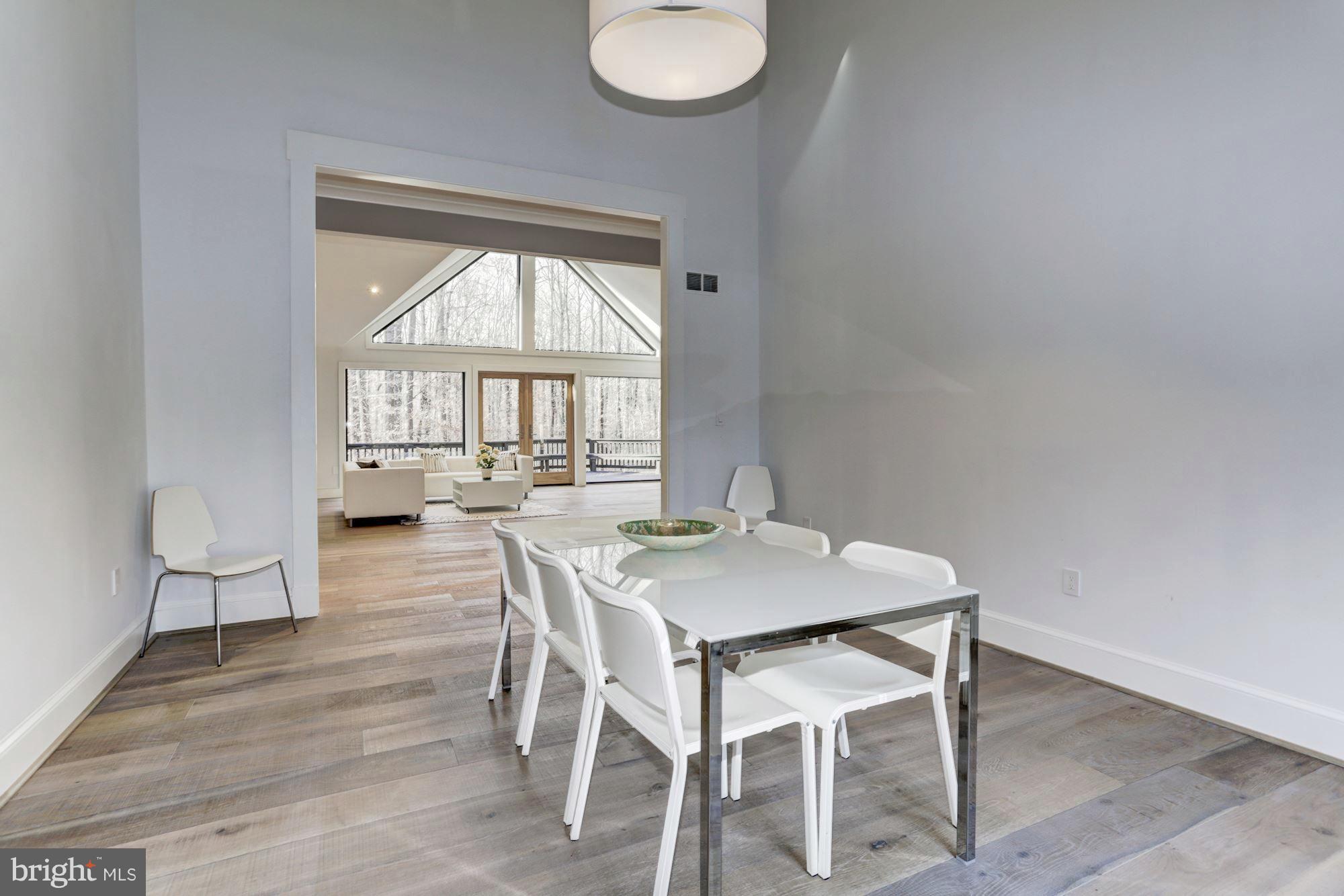 18 Barn Ridge Court Silver Spring, MD 20906 - Photo 13 of 46 Separate Dinning Room